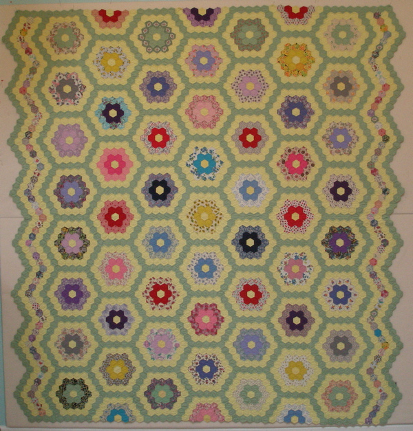 Pictures Of Quilts. This was my first quilt.