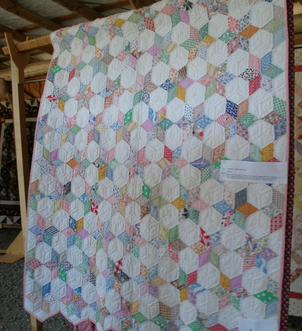 » Blog Archive » Scrappy Quilts